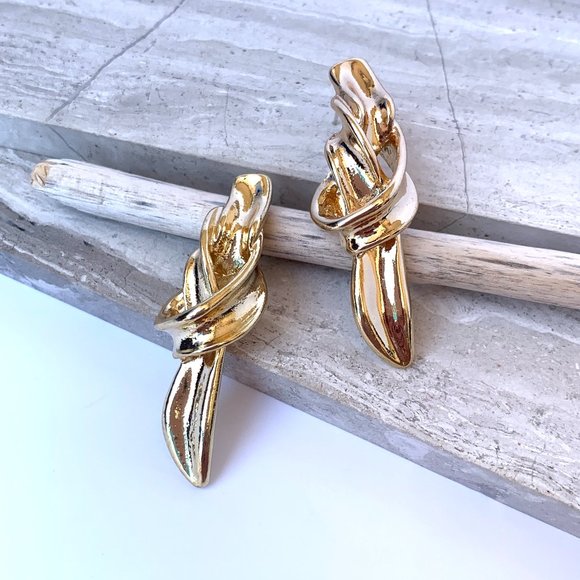 NEW~ Anthropologie Gold Twisted Drop Earrings - Picture 7 of 8